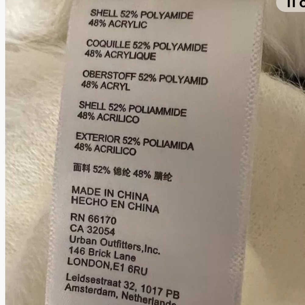 Nwt urban outfitters fuzzy cropped cardigan white L - Picture 10 of 10